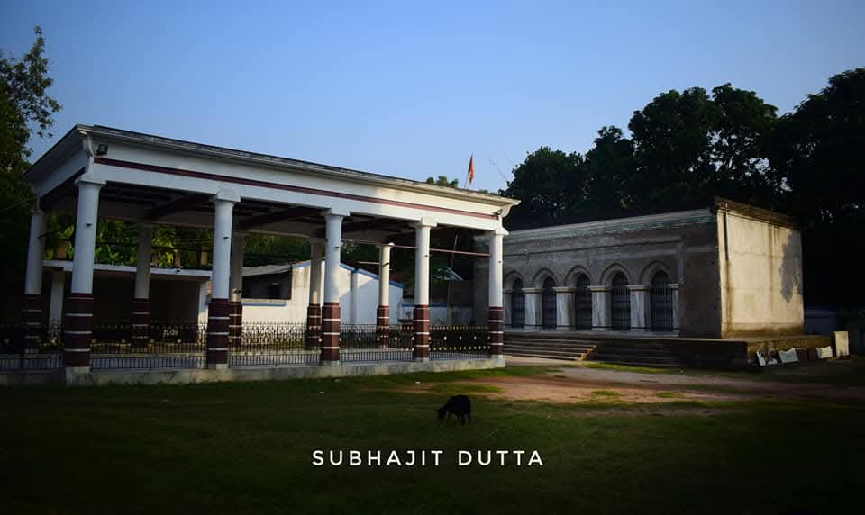 বিসর্জনের বিষাদেই শিয়াখালার জাগ্রত উত্তরবাহিনী বিশালাক্ষ্মীর আরাধনা